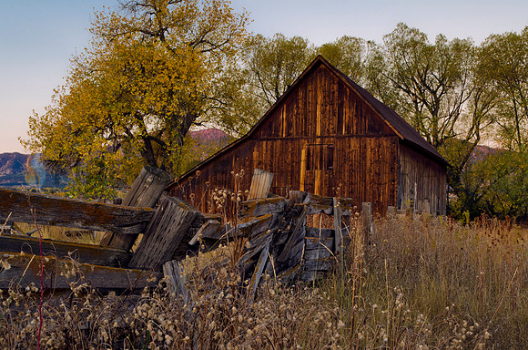 Boulder Barn at Sunrise